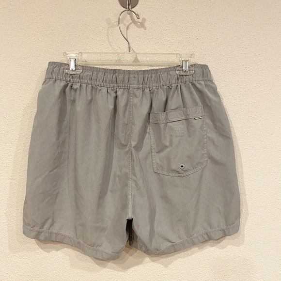 Vuori Kore Shorts Men's Size XL Light Gray Lined - Picture 4 of 4